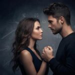 Эмоциональная сцена ревности и контроля в паре