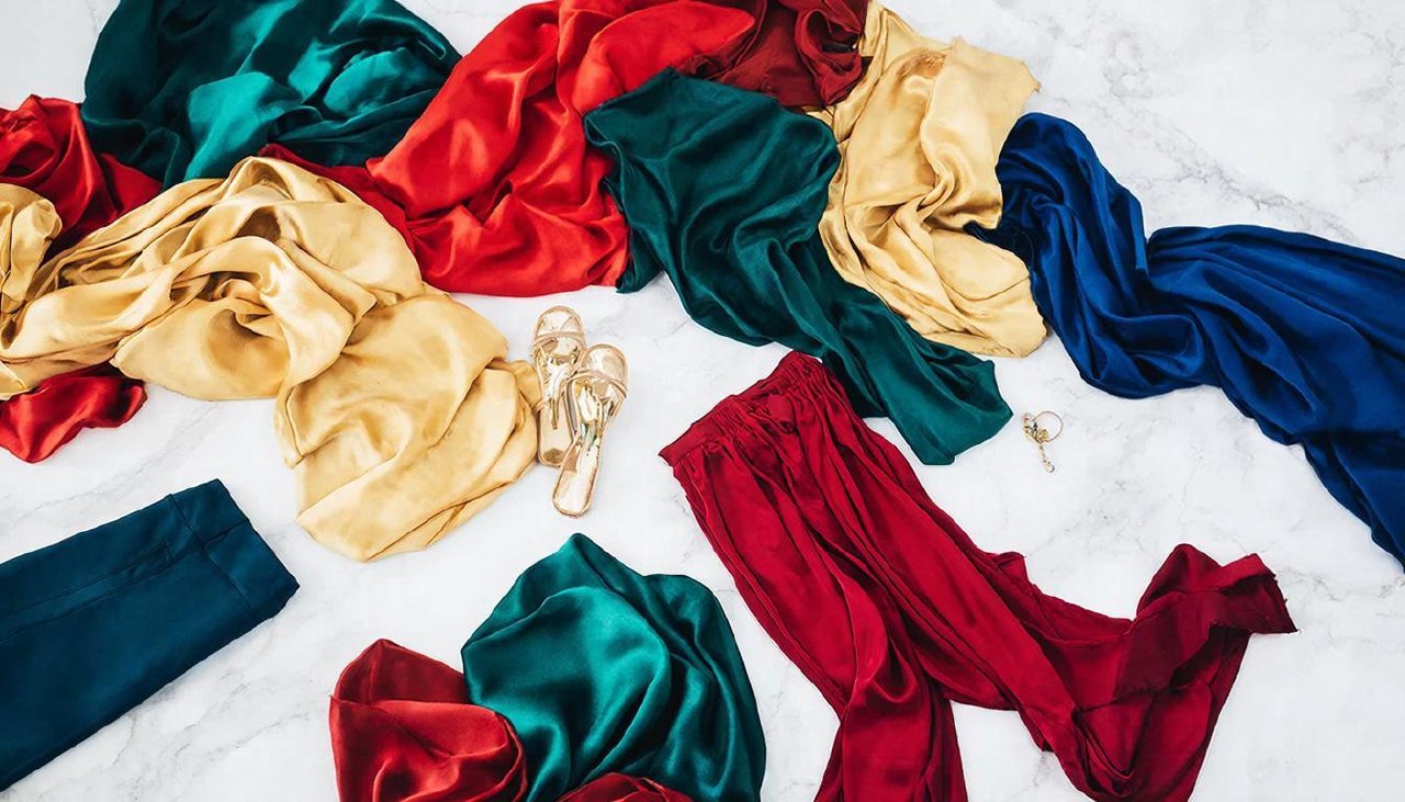 Раскладка модной одежды